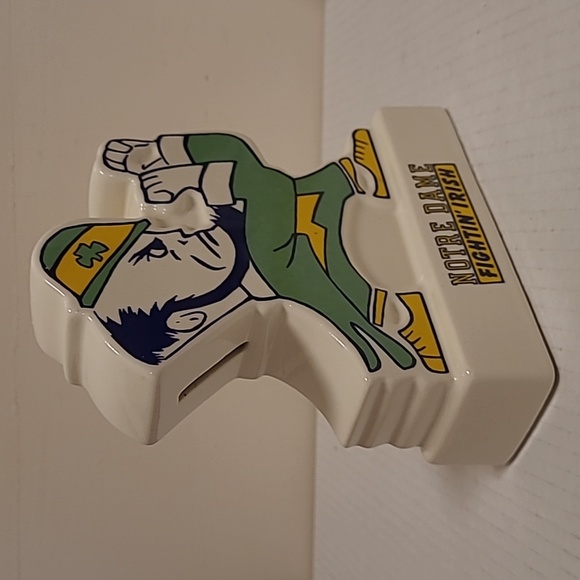 Vintage 1960's Notre Dame  Fighting Irish Leprechaun Mascot Bank - Picture 4 of 16